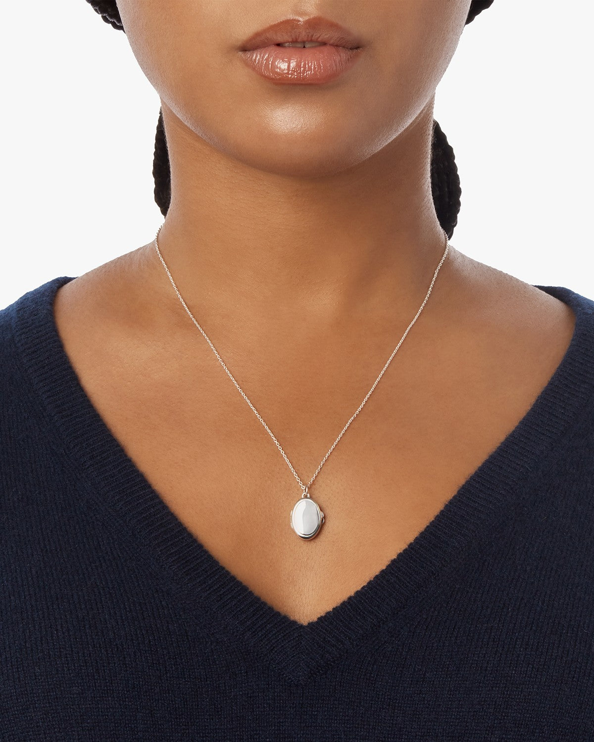 Heirloom Petite Locket Necklace - Sterling Silver - Image 16